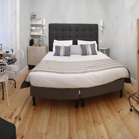 Bed and Breakfast B In B Downtown