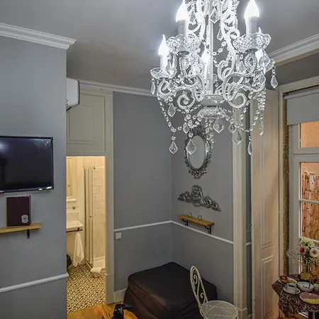 Bed & Breakfast B In B Downtown 3*