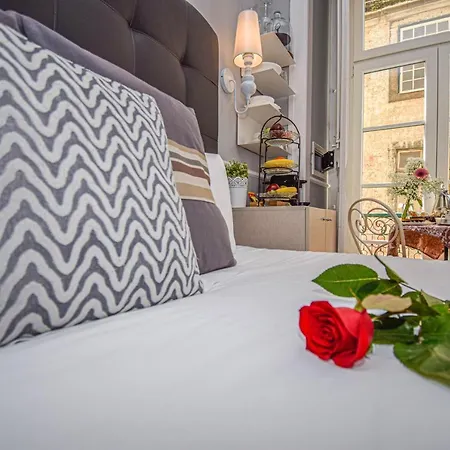 Bed & Breakfast B In B Downtown