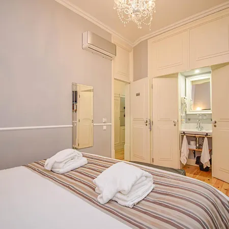 B In B Downtown Bed & Breakfast Lisboa