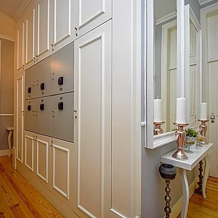 Bed & Breakfast B In B Downtown 3*