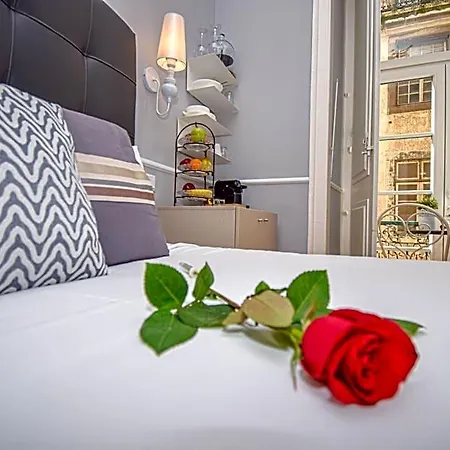 B In B Downtown Bed & Breakfast 3*