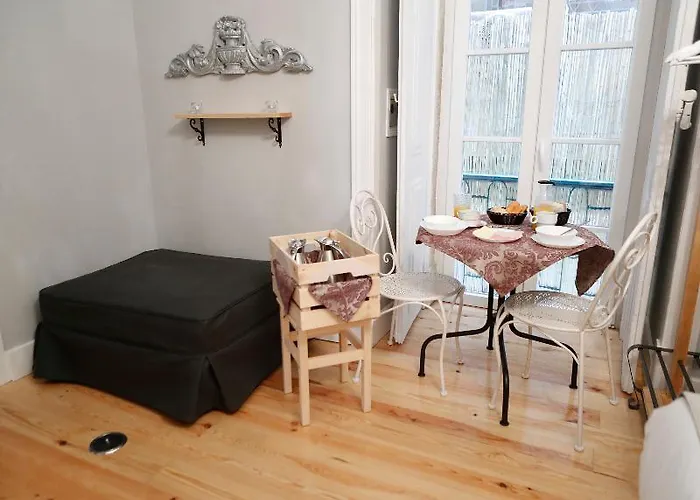 B In B Downtown Bed & Breakfast Lisboa